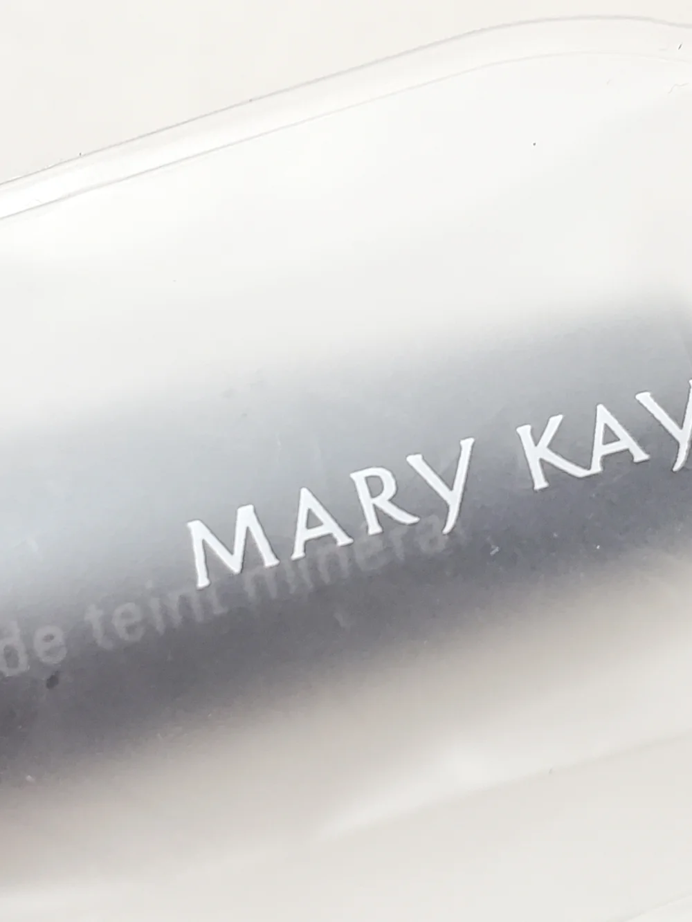 Mary Kay Mineral Foundation Brush - Black